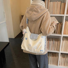Sevoza Celestia Vintage Structured Vegan Leather Crossbody thumbnail 9